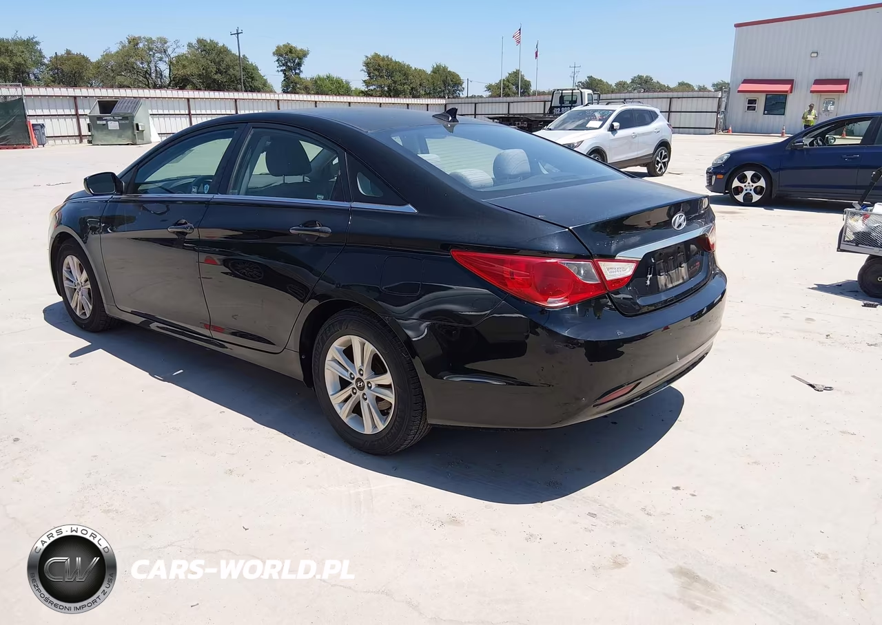 2011 Hyundai Sonata Gls VIN:5NPEB4ACXBH183624 - 3