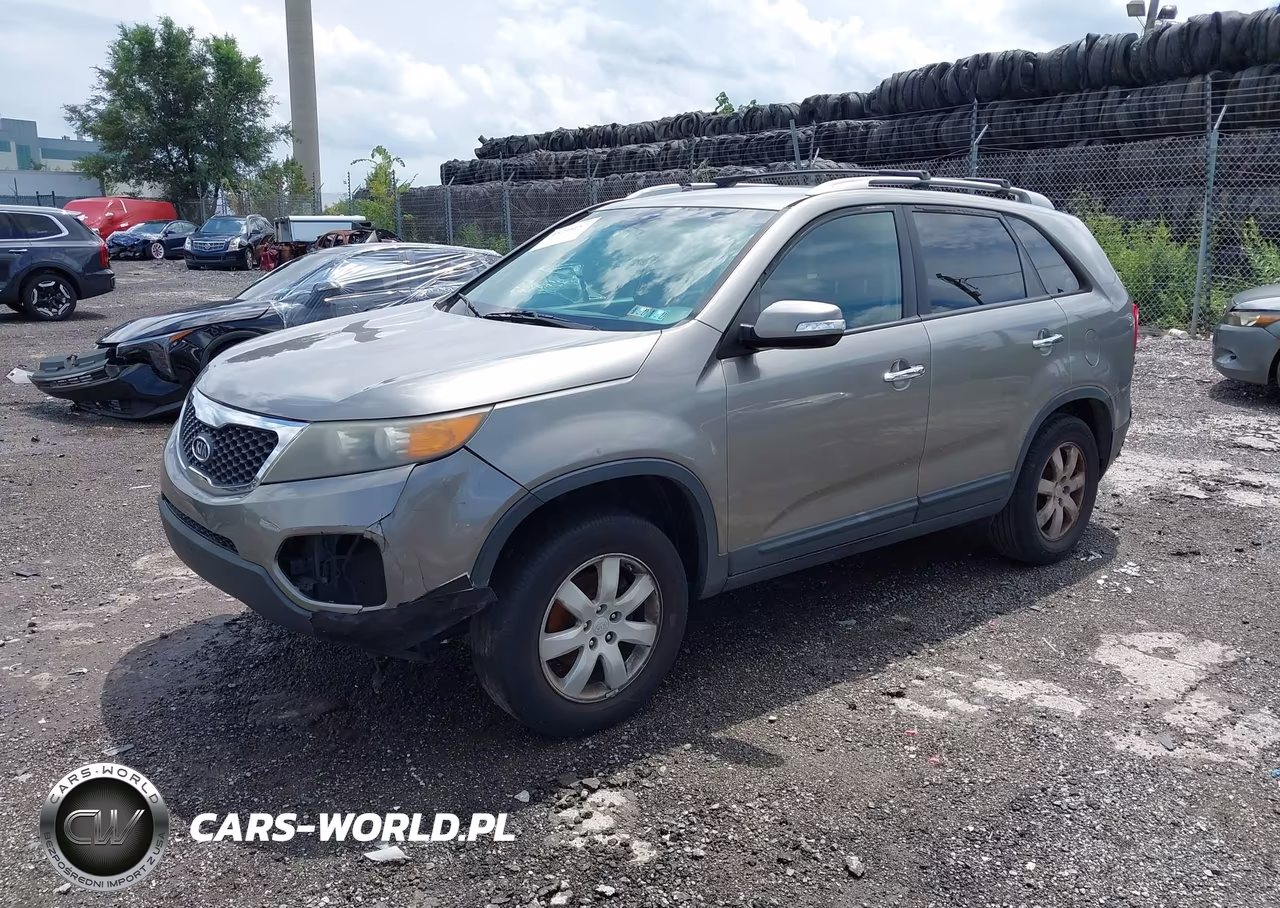 2011 Kia Sorento Lx VIN:5XYKT3A19BG185882 - 2