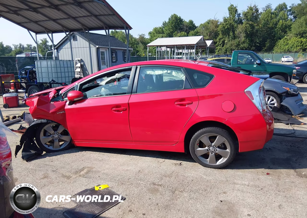2015 Toyota Prius Persona Series Special Edition VIN:JTDKN3DU9F0397452 - 14