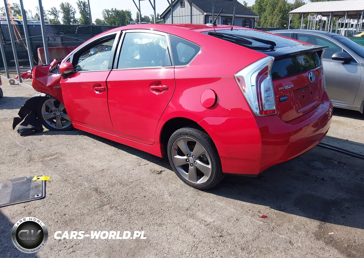 2015 Toyota Prius Persona Series Special Edition VIN:JTDKN3DU9F0397452 - 3