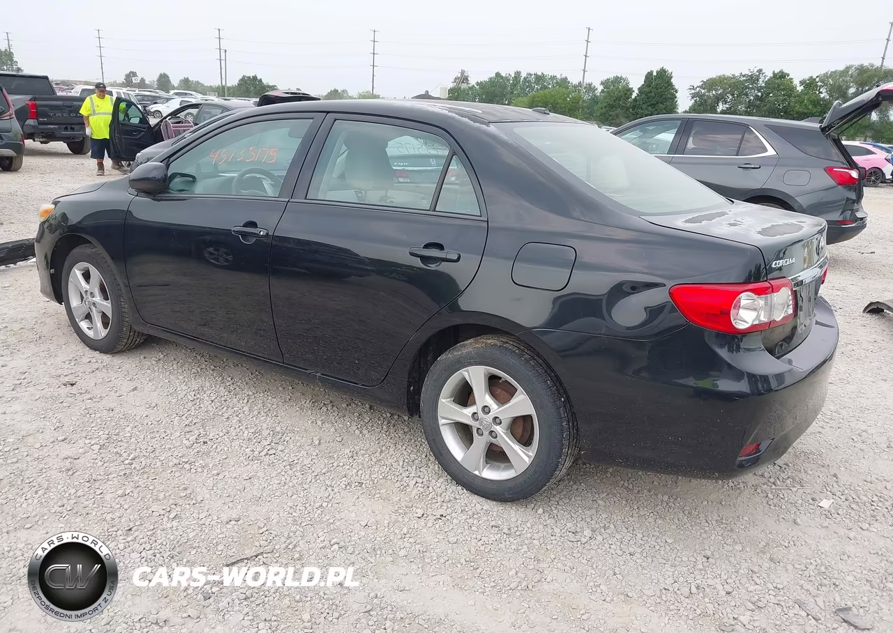 2012 Toyota Corolla Le VIN:2T1BU4EE6CC910657 - 3