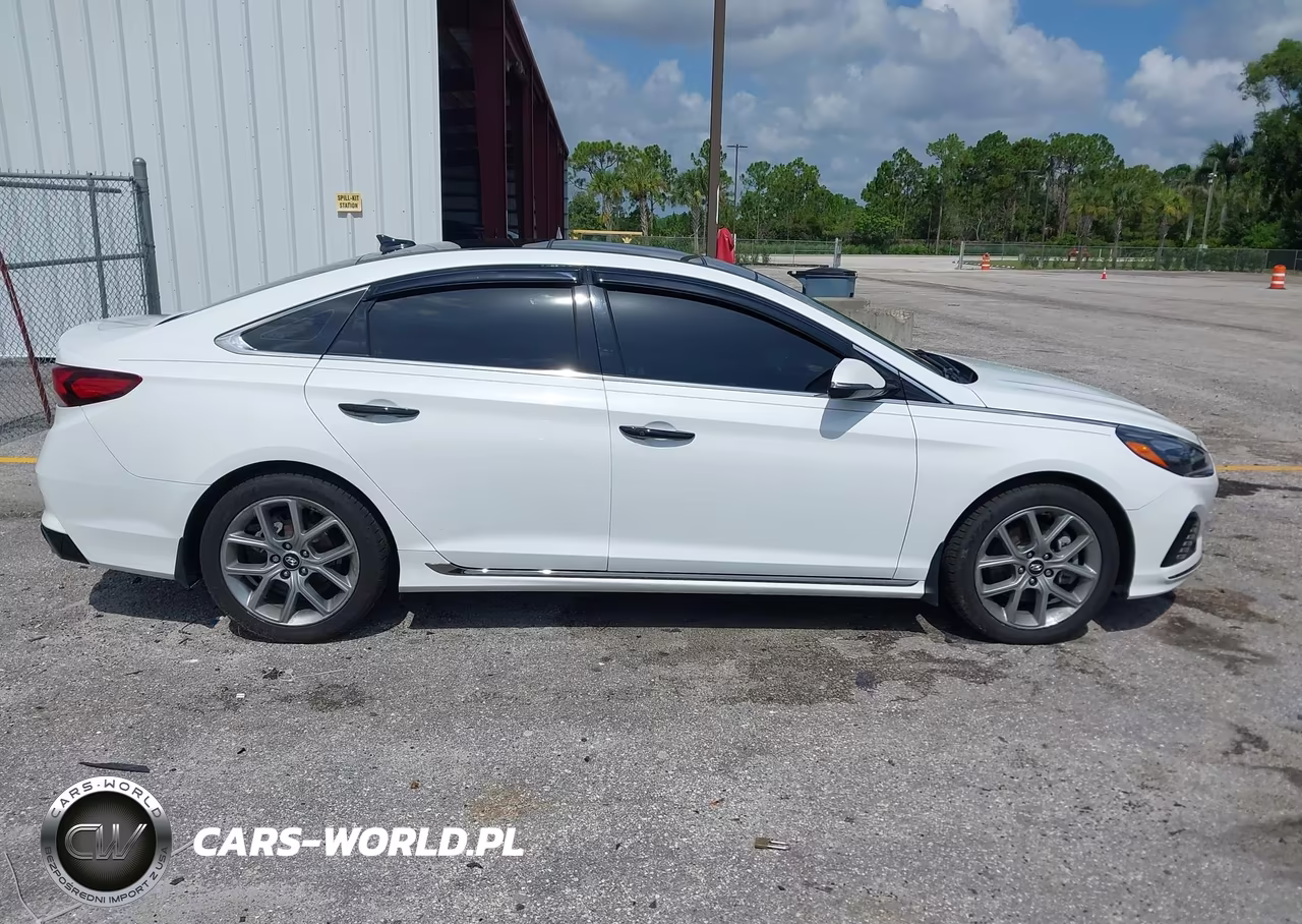 2019 Hyundai Sonata Limited 2.0T VIN:5NPE34AB5KH761343 - 13