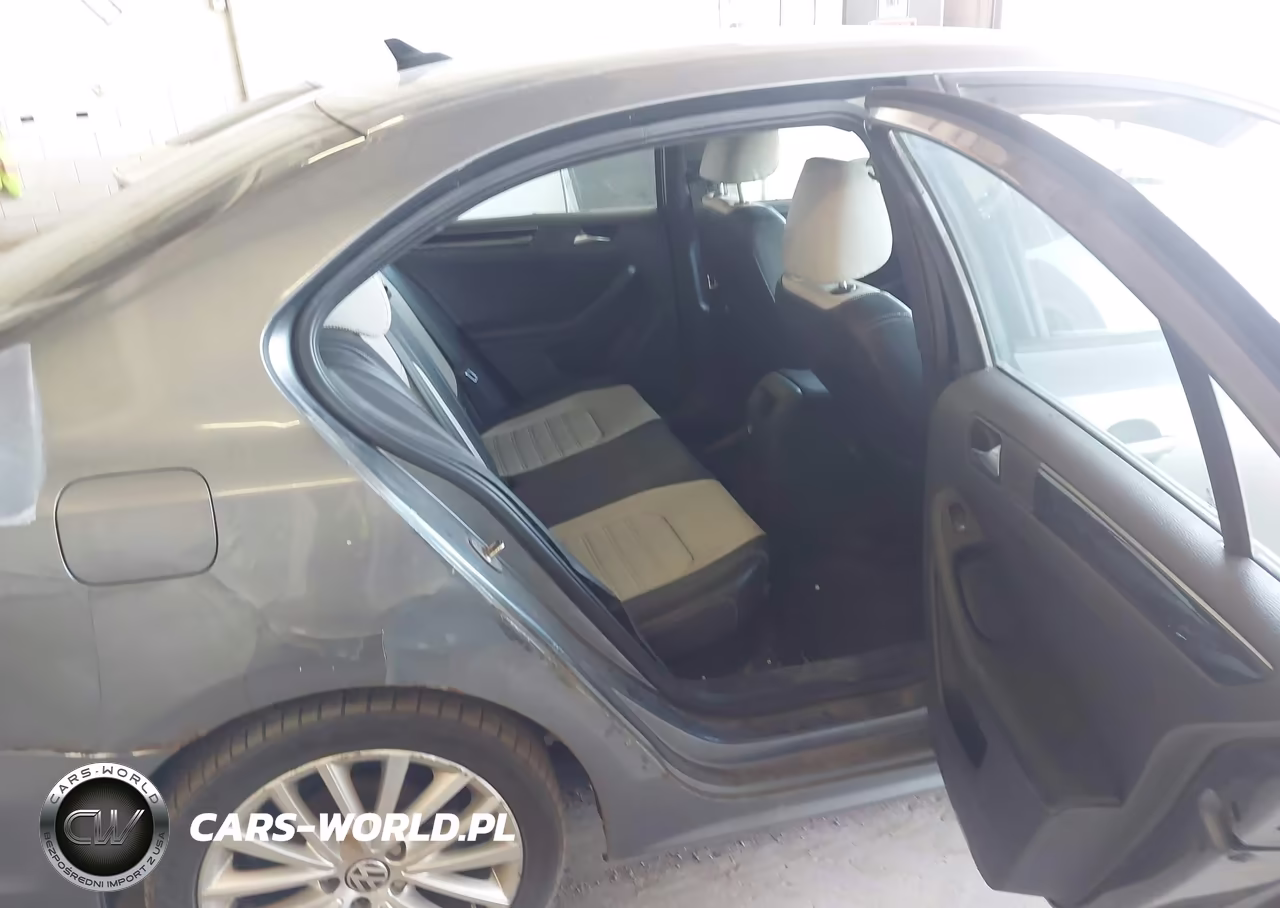 2015 Volkswagen Jetta 1.8T Sport VIN:3VWD17AJ8FM416850 - 8