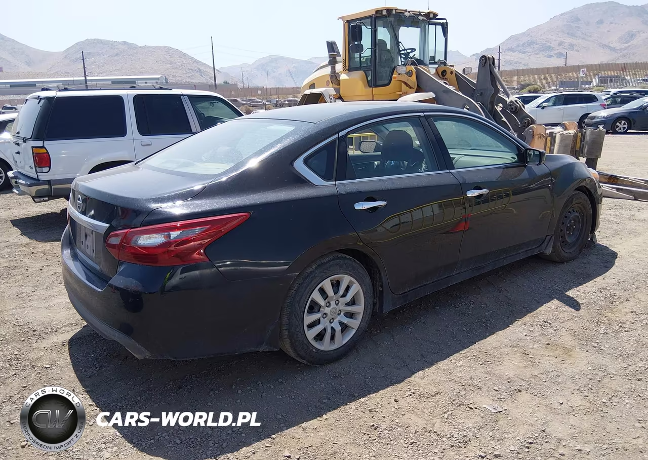 2018 Nissan Altima 2.5 S VIN:1N4AL3AP8JC162277 - 4