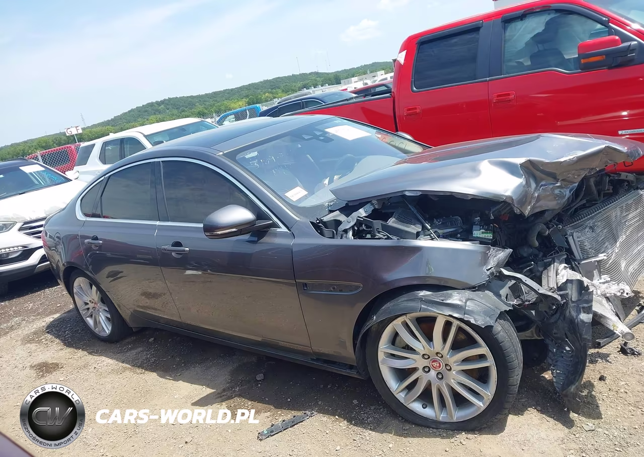 2019 Jaguar Xf 30T Prestige VIN:SAJBK4GXXKCY79944 - 12