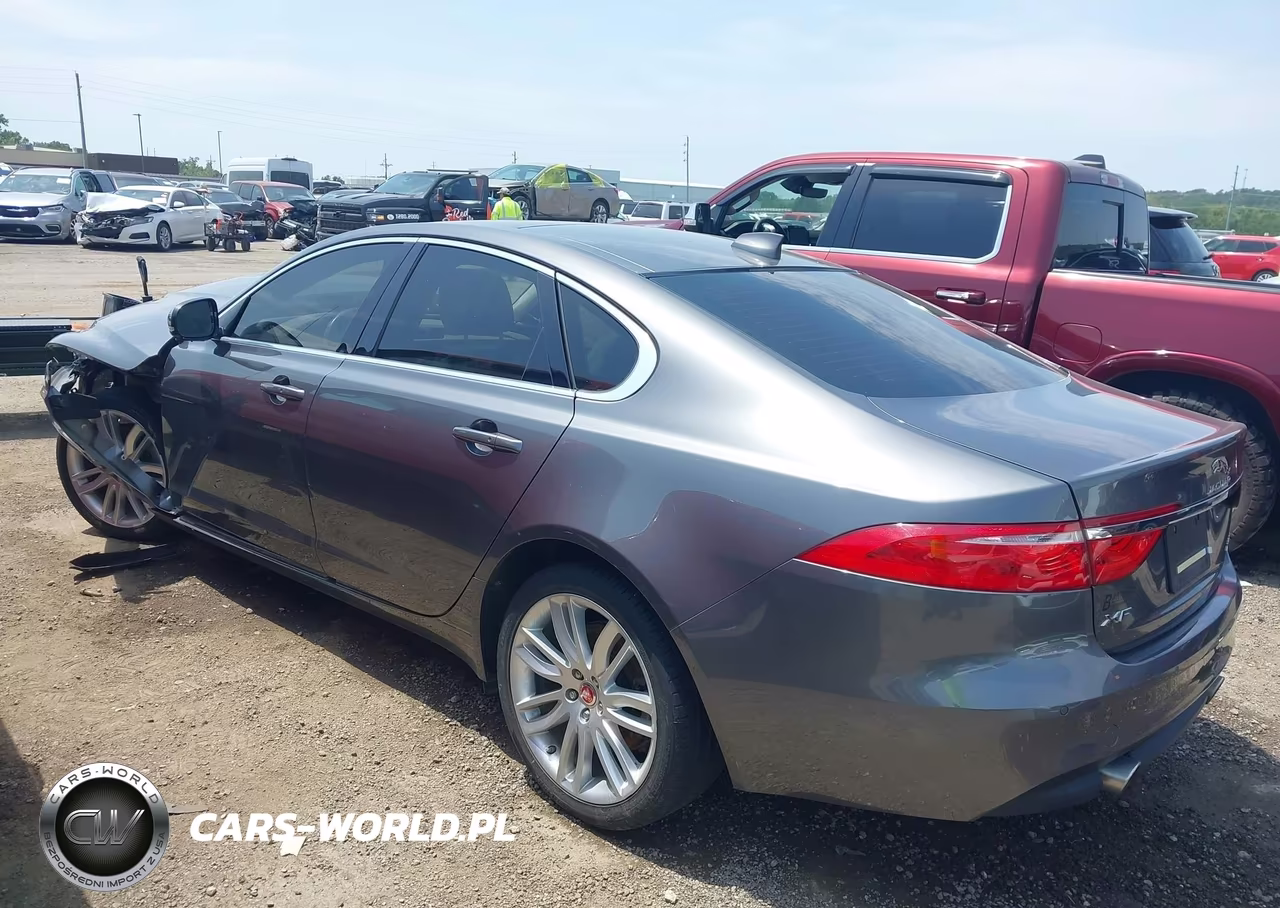 2019 Jaguar Xf 30T Prestige VIN:SAJBK4GXXKCY79944 - 3