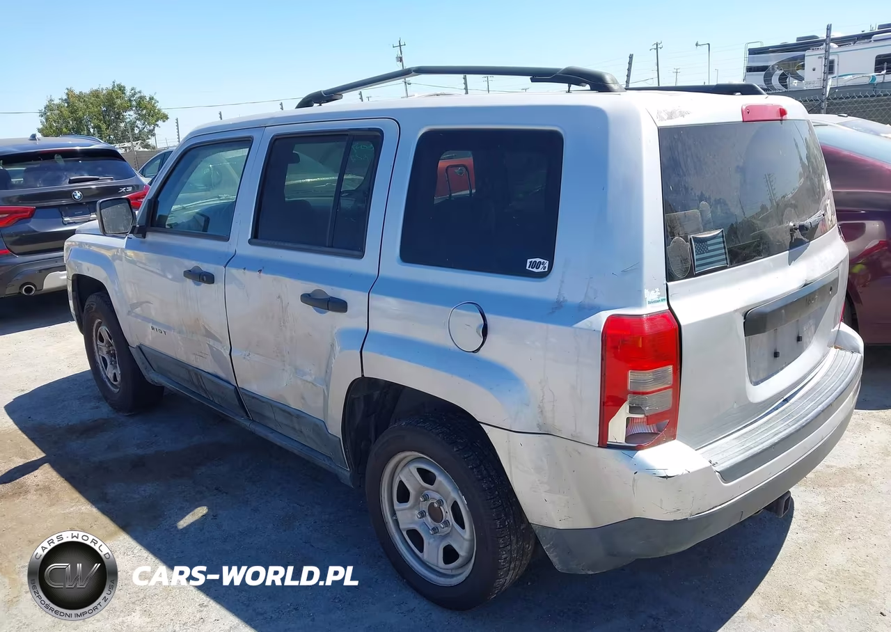 2011 Jeep Patriot Sport VIN:1J4NT1GA4BD155951 - 3