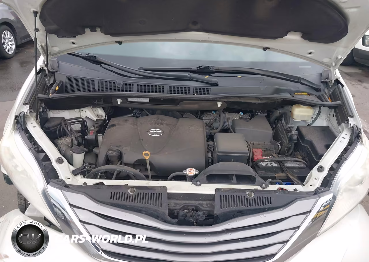 2017 Toyota Sienna Xle 8 Passenger VIN:5TDYZ3DC4HS791561 - 10