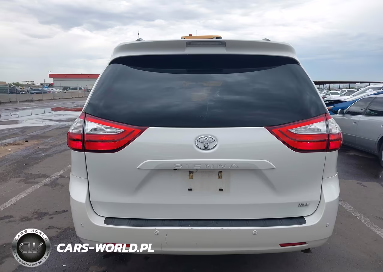 2017 Toyota Sienna Xle 8 Passenger VIN:5TDYZ3DC4HS791561 - 16