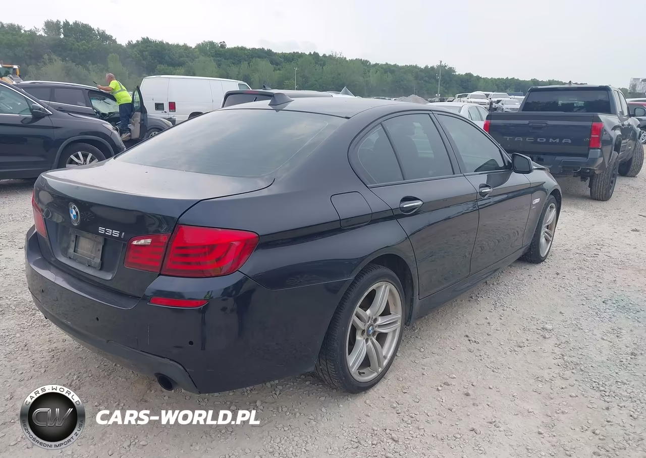 2012 BMW 535I xDrive VIN:WBAFU7C55CDU64796 - 4