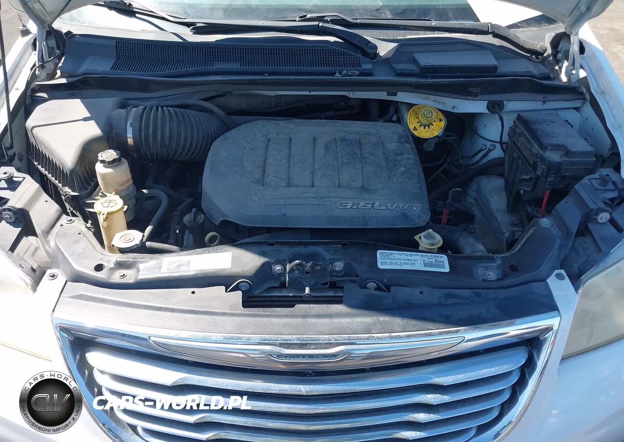 2014 Chrysler Town & Country Touring VIN:2C4RC1BG8ER242918 - 10