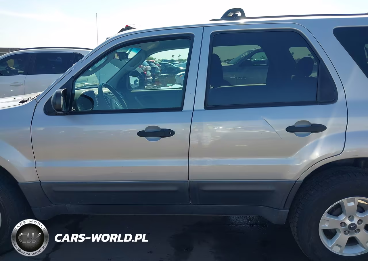 2005 Ford Escape Xlt VIN:1FMCU03145DA08507 - 15