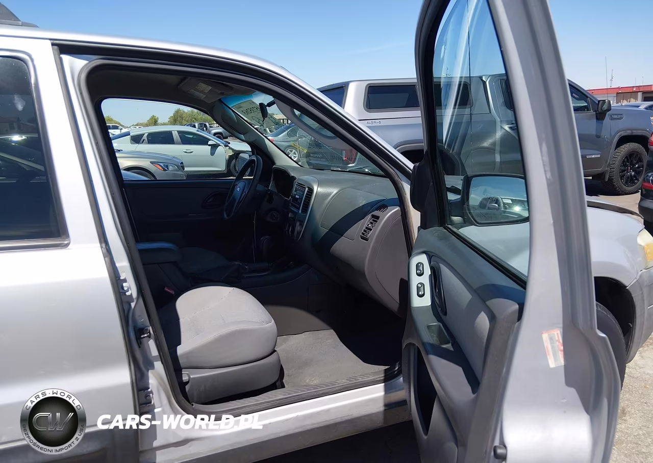 2005 Ford Escape Xlt VIN:1FMCU03145DA08507 - 5