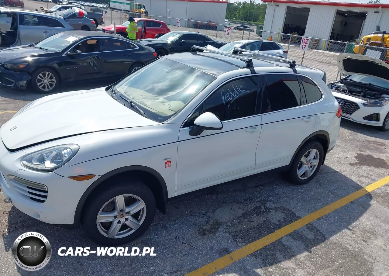 2014 Porsche Cayenne Diesel-Diesel Platinum Edition VIN:WP1AF2A22ELA33164 - 6