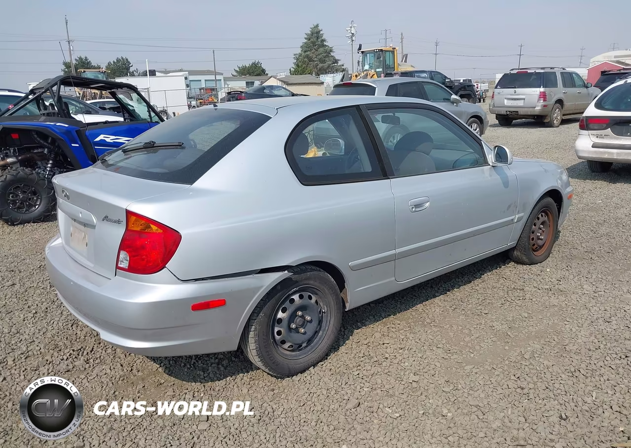 2005 Hyundai Accent Gls-Gt VIN:KMHCG35C25U325418 - 4