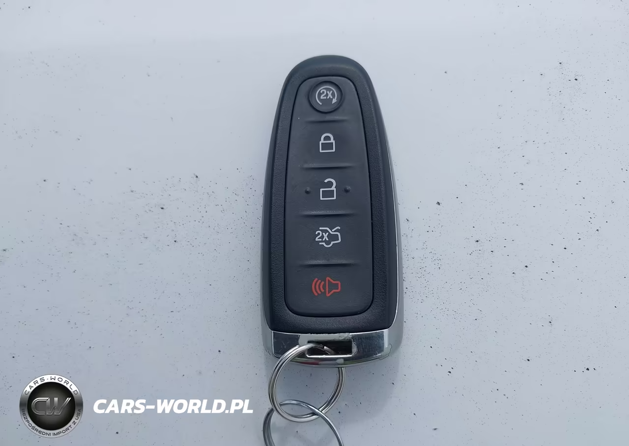 2018 Ford Escape Titanium VIN:1FMCU9J91JUA59714 - 11