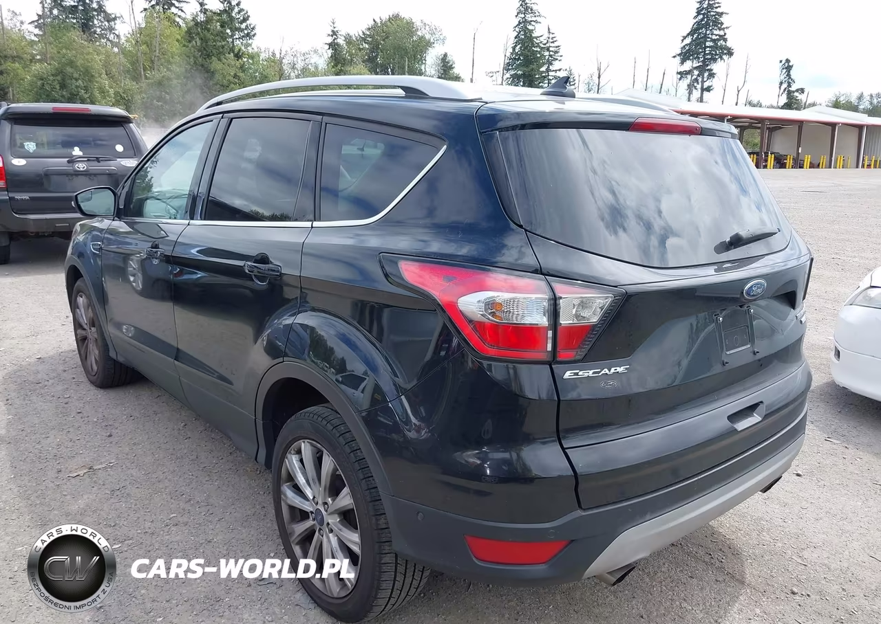 2018 Ford Escape Titanium VIN:1FMCU9J91JUA59714 - 3