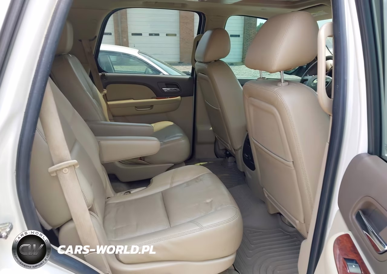 2011 Chevrolet Tahoe Ltz VIN:1GNSKCE06BR142730 - 8