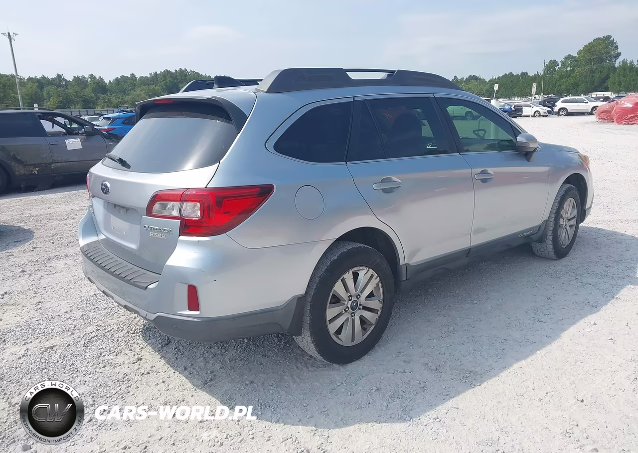 2017 Subaru Outback 2.5I Premium VIN:4S4BSAFC9H3244231 - 4
