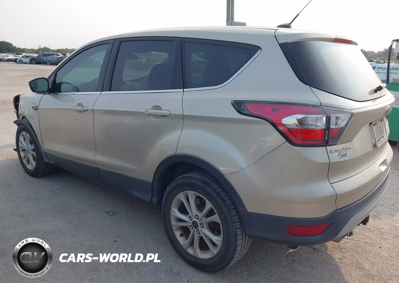 2017 Ford Escape Se VIN:1FMCU0GD7HUA60805 - 3