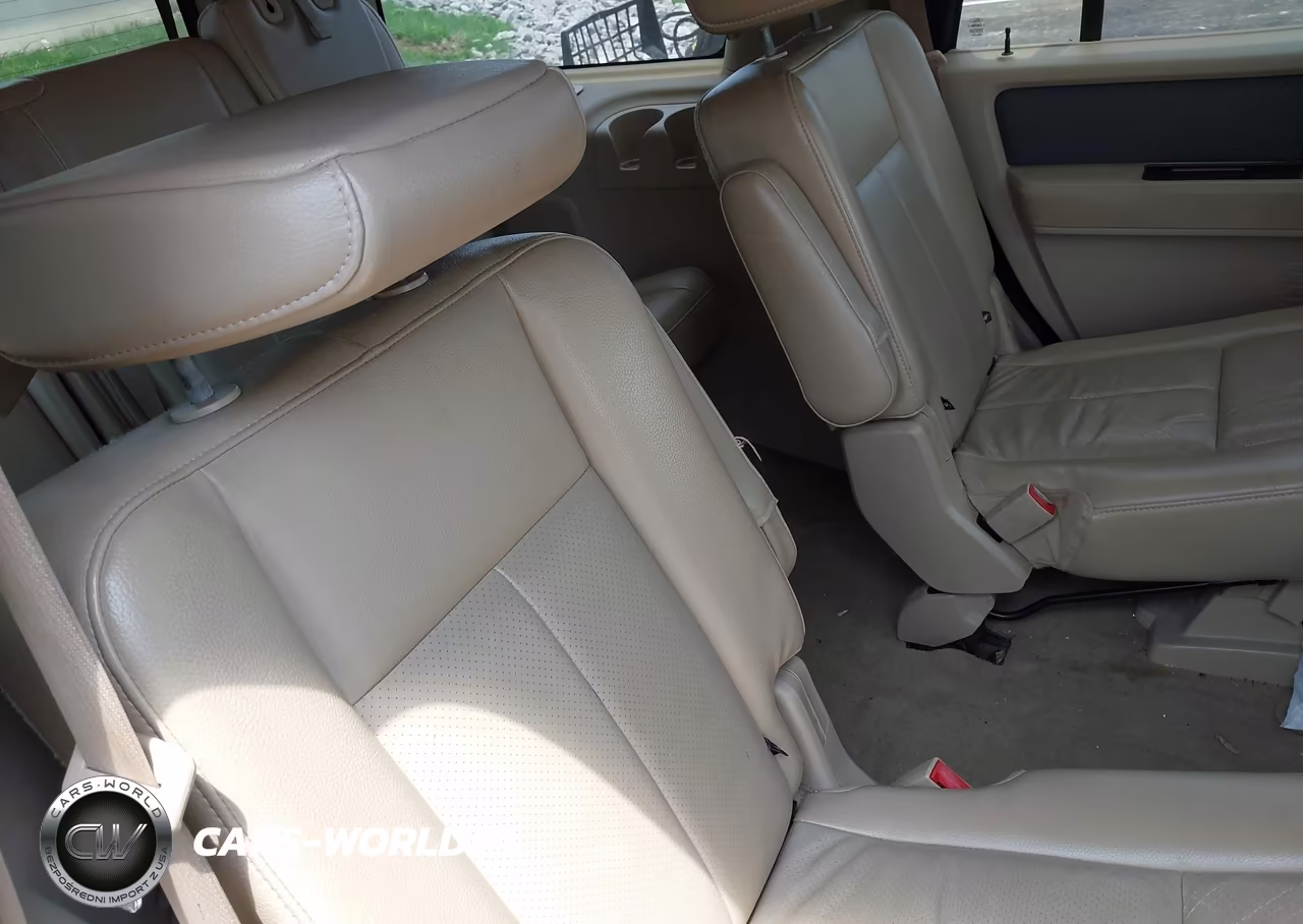 2012 Ford Expedition Xlt VIN:1FMJU1H51CEF21052 - 7