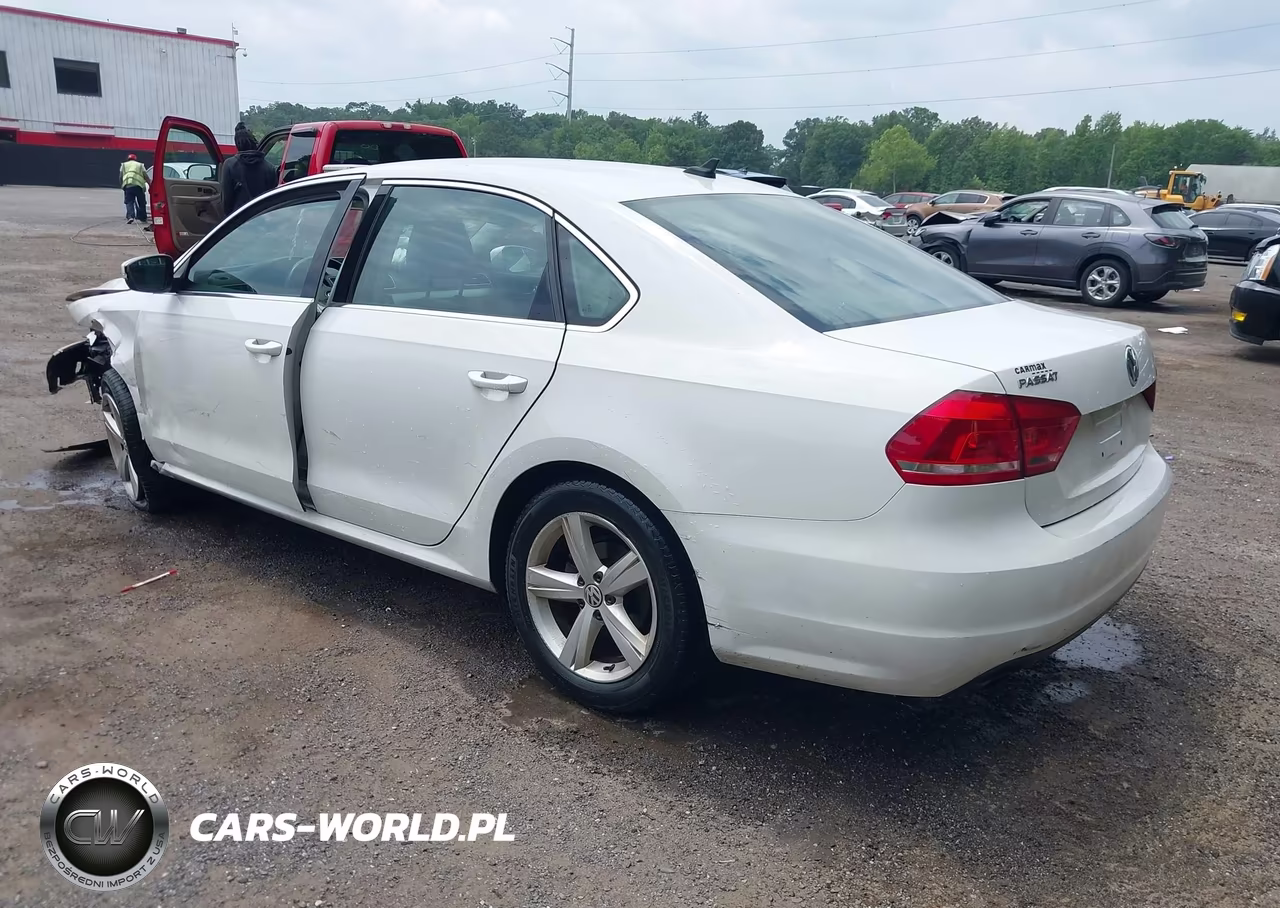 2013 Volkswagen Passat 2.5L Se VIN:1VWBP7A31DC102611 - 3