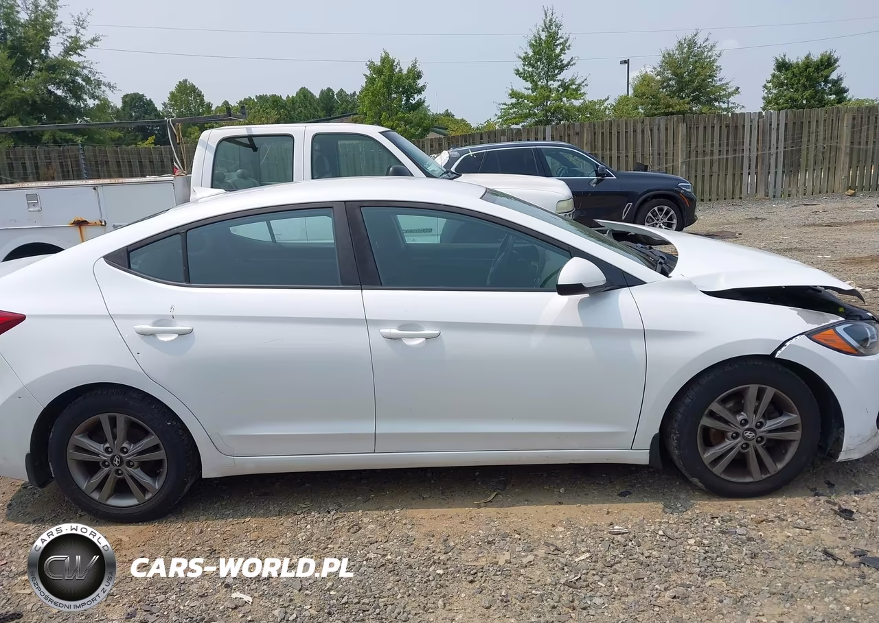 2018 Hyundai Elantra Sel VIN:5NPD84LF3JH221128 - 13