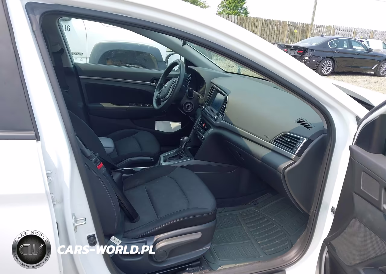 2018 Hyundai Elantra Sel VIN:5NPD84LF3JH221128 - 5