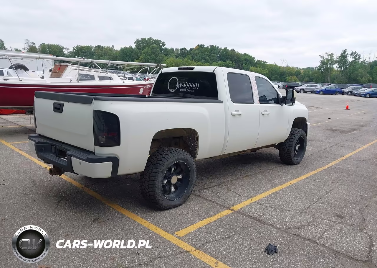 2007 Chevrolet Silverado 2500Hd Ltz VIN:1GCHK23677F560419 - 4