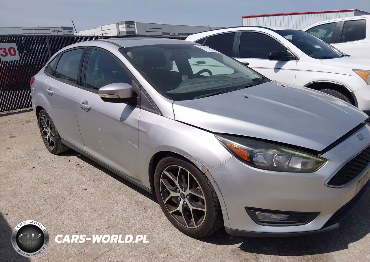 2017 Ford Focus Sel VIN:1FADP3H20HL237169 - 6
