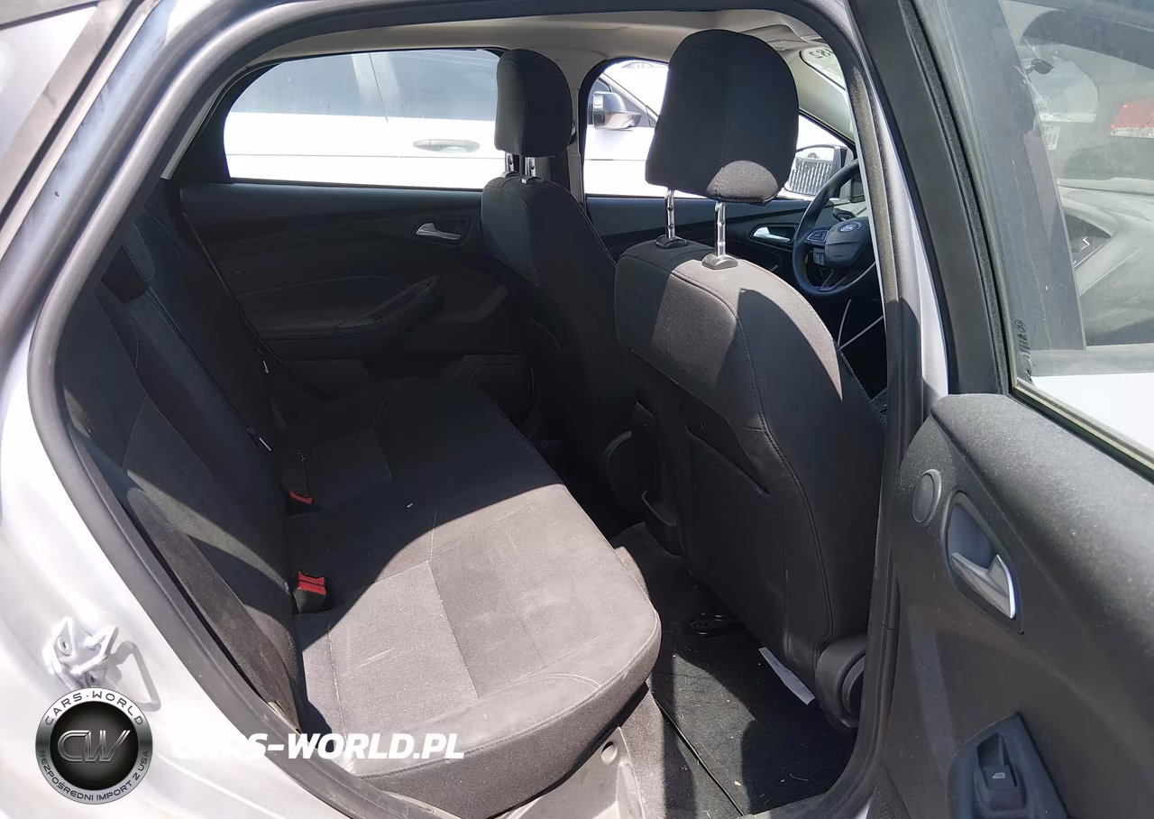 2017 Ford Focus Sel VIN:1FADP3H20HL237169 - 8