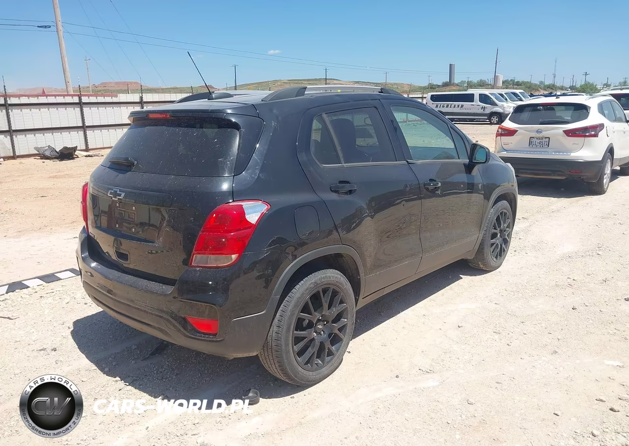 2021 Chevrolet Trax Fwd Lt VIN:KL7CJLSBXMB359485 - 4