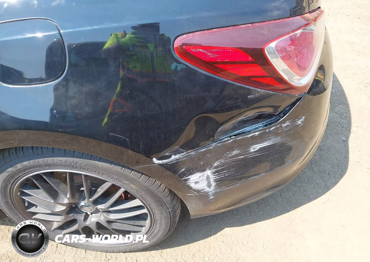 2013 Hyundai Genesis 2.0T VIN:KMHHT6KD9DU100329 - 6