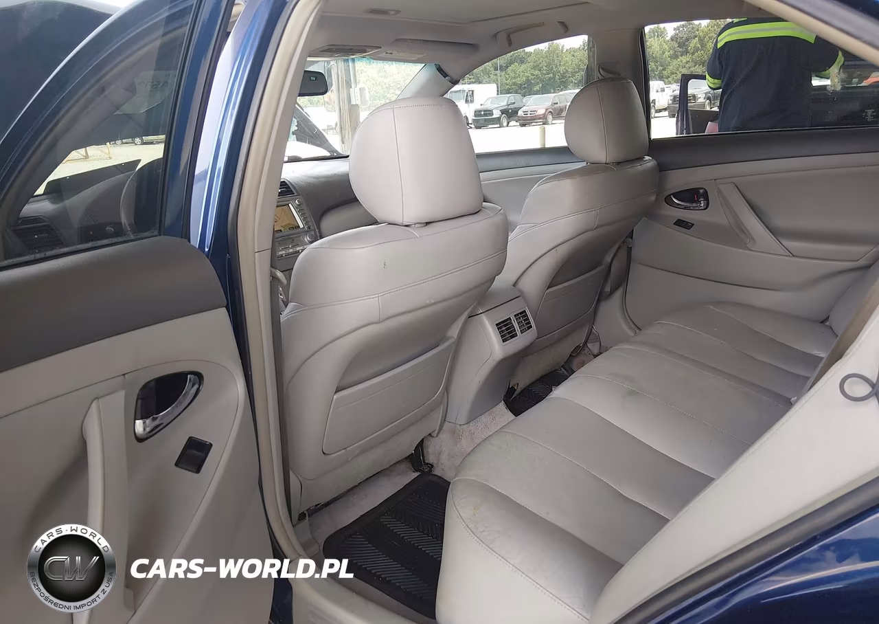 2007 Toyota Camry Hybrid VIN:JTNBB46KX73018917 - 8