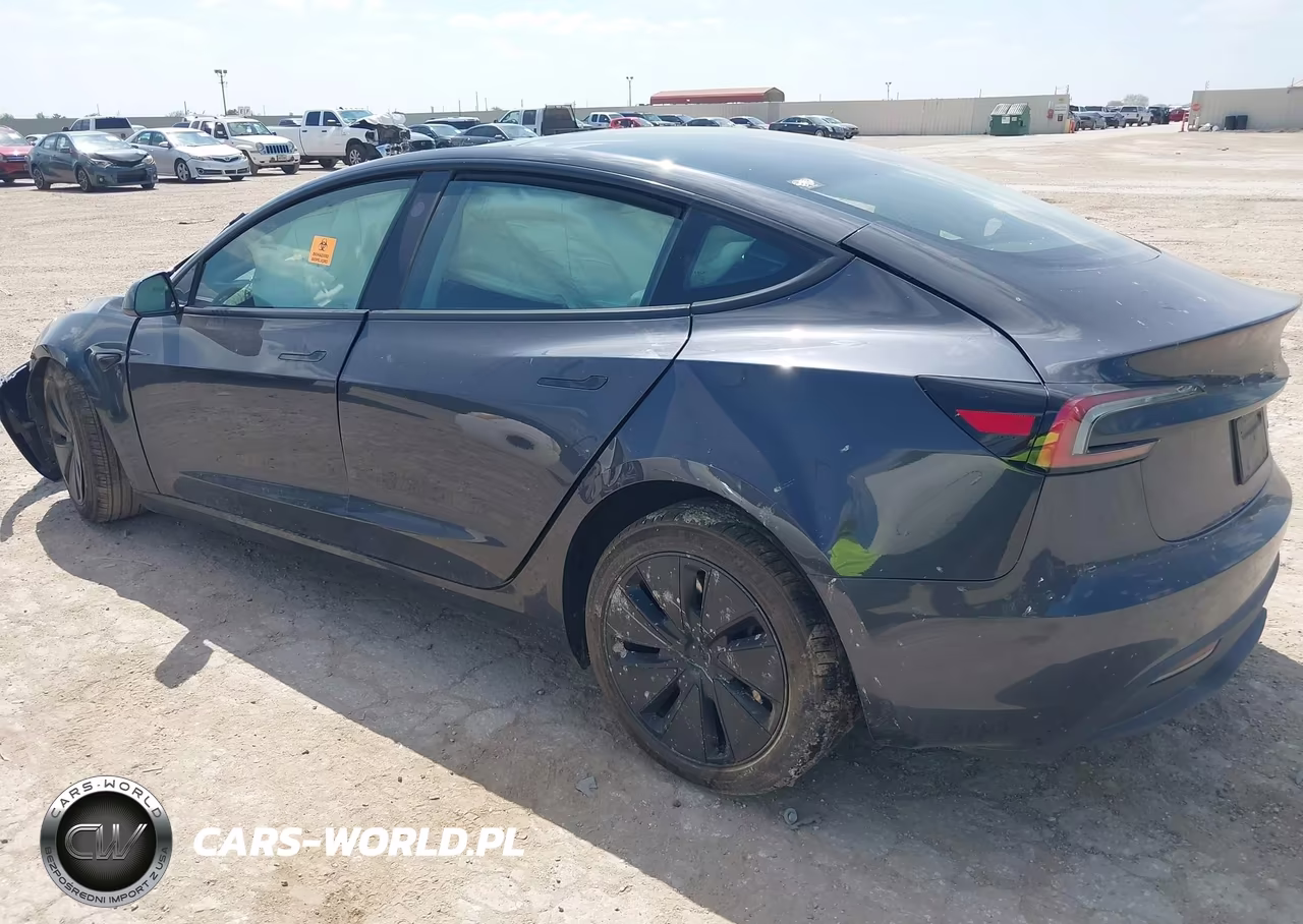 2024 Tesla Model 3 Long Range Dual Motor All-Wheel Drive VIN:5YJ3E1EB2RF798353 - 3
