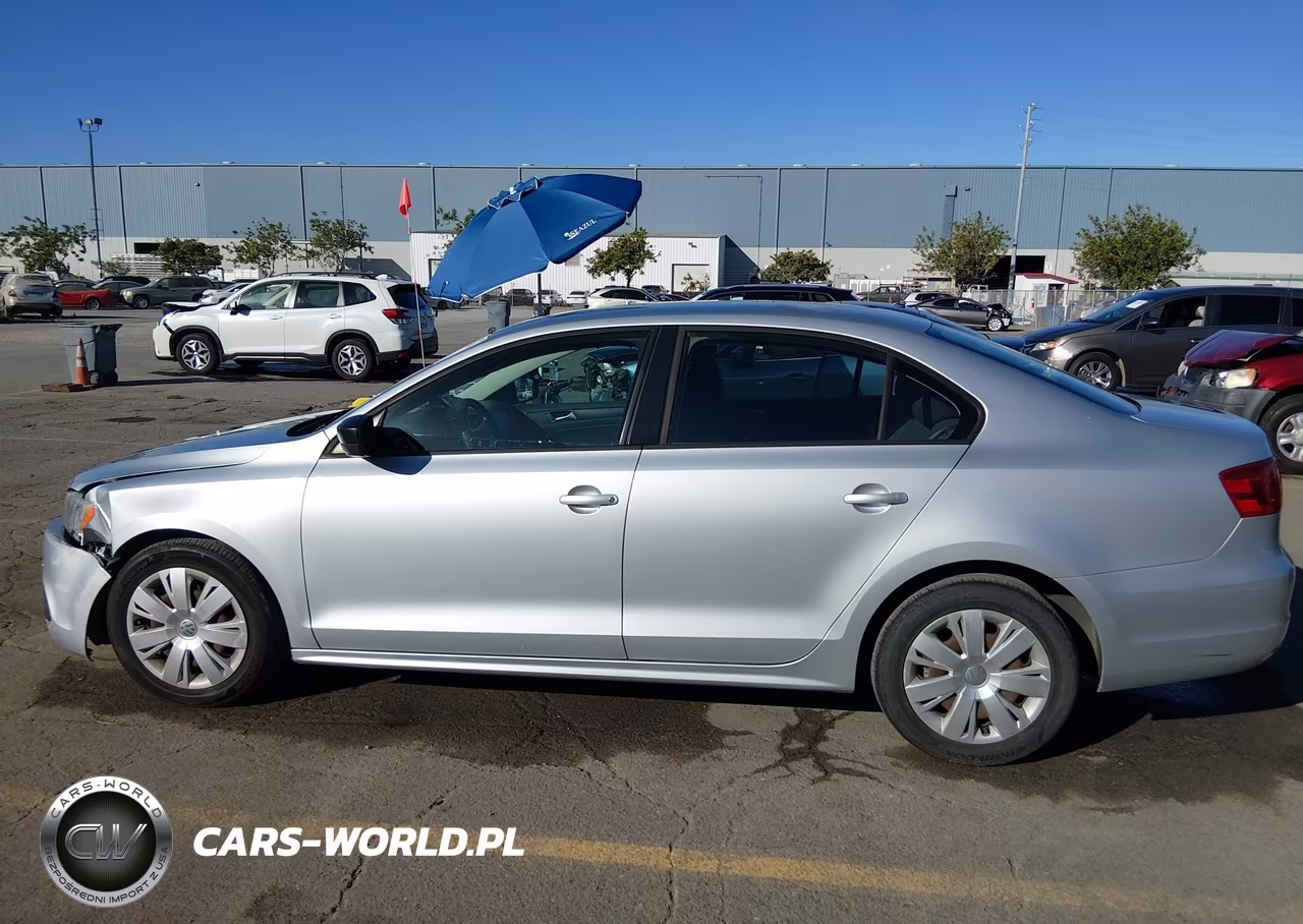 2013 Volkswagen Jetta 2.0L S VIN:3VW2K7AJ2DM213373 - 14