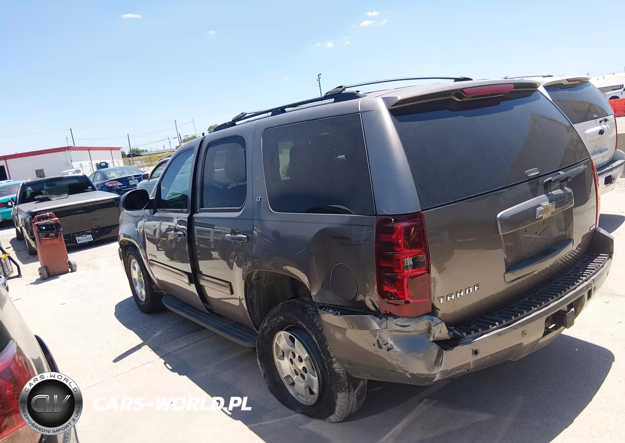 2011 Chevrolet Tahoe Lt VIN:1GNSCBE06BR238154 - 14