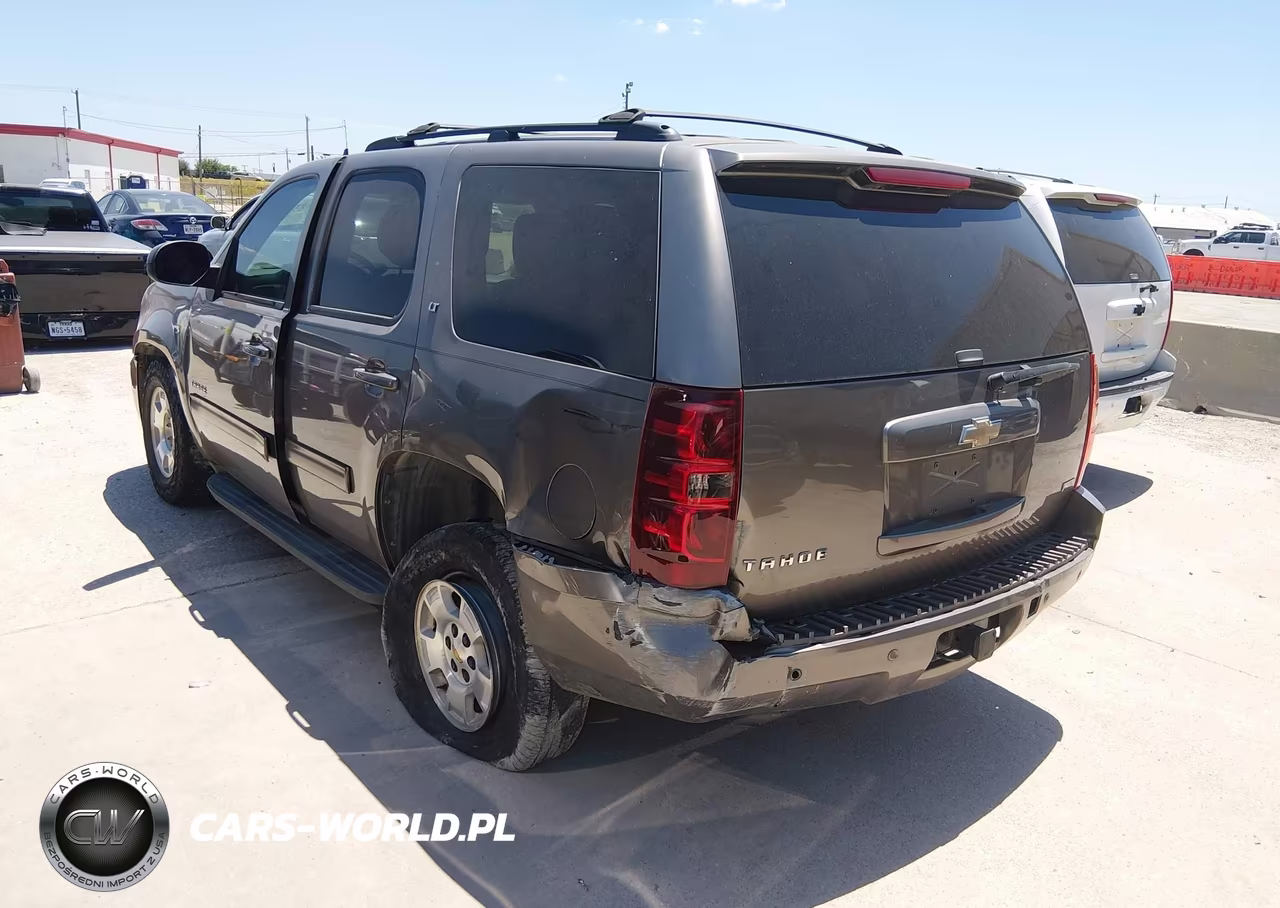 2011 Chevrolet Tahoe Lt VIN:1GNSCBE06BR238154 - 3