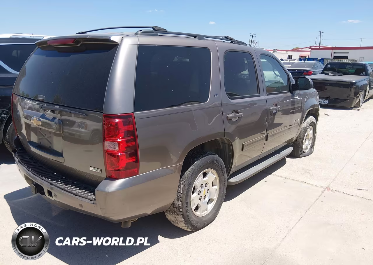 2011 Chevrolet Tahoe Lt VIN:1GNSCBE06BR238154 - 4