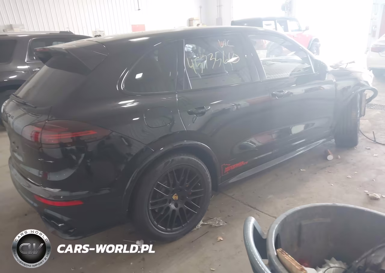 2016 Porsche Cayenne Gts VIN:WP1AD2A26GLA73126 - 4