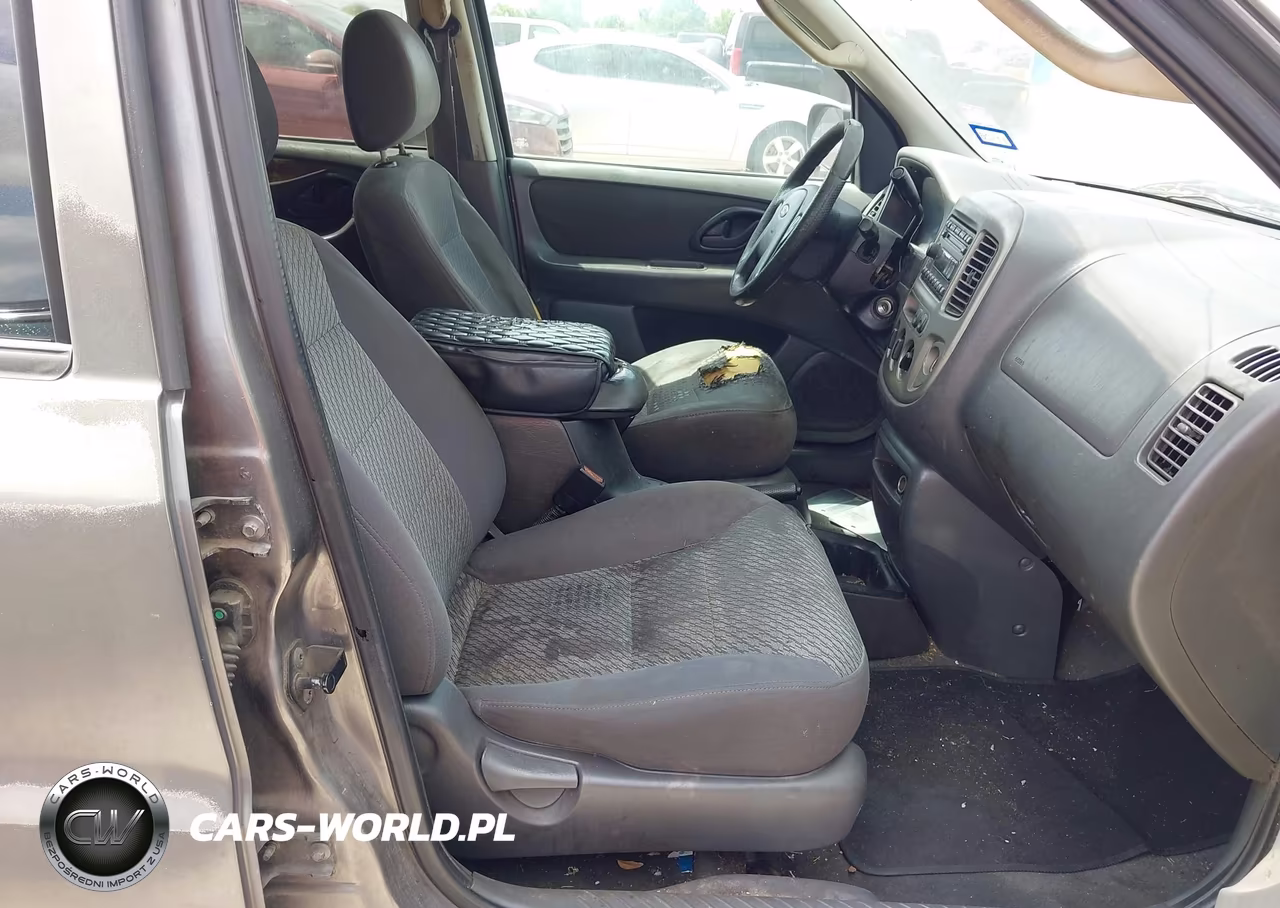 2003 Ford Escape Xlt VIN:1FMYU03113KD07807 - 5