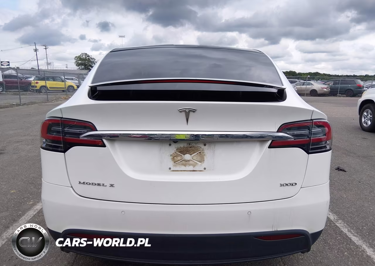 2017 Tesla Model X 100D-75D-90D VIN:5YJXCBE27HF055540 - 15