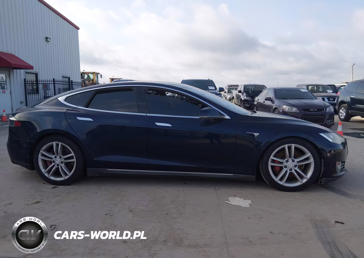 2015 Tesla Model S 85D-P85D VIN:5YJSA4H43FF081087 - 13