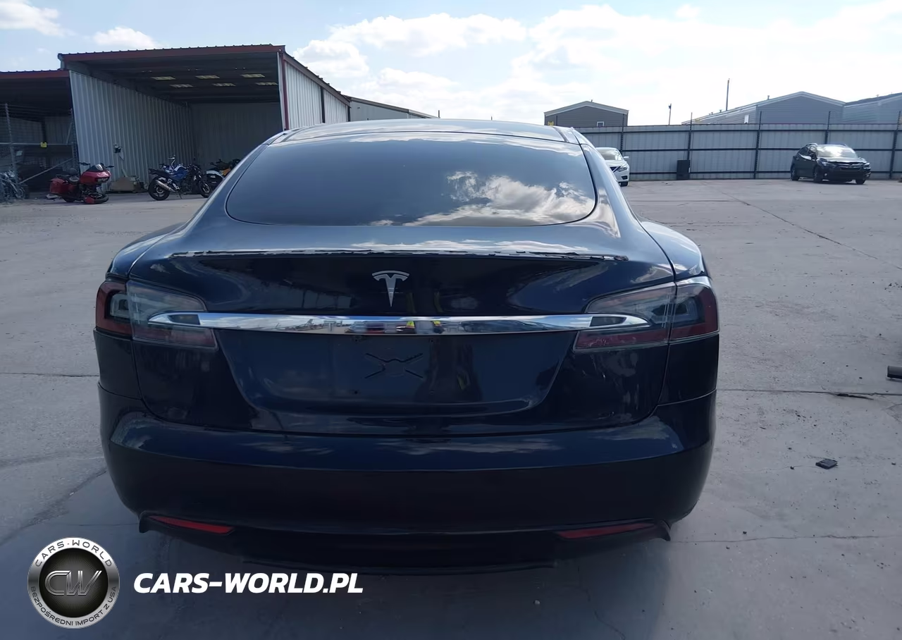 2015 Tesla Model S 85D-P85D VIN:5YJSA4H43FF081087 - 16