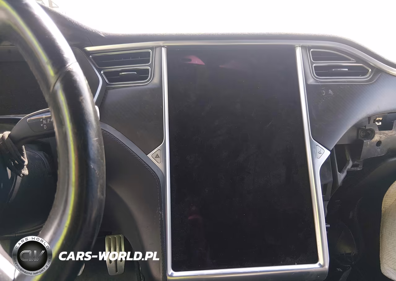 2015 Tesla Model S 85D-P85D VIN:5YJSA4H43FF081087 - 17