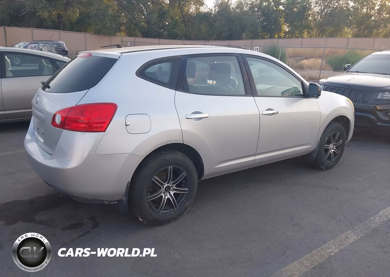 2010 Nissan Rogue S VIN:JN8AS5MV7AW113240 - 4
