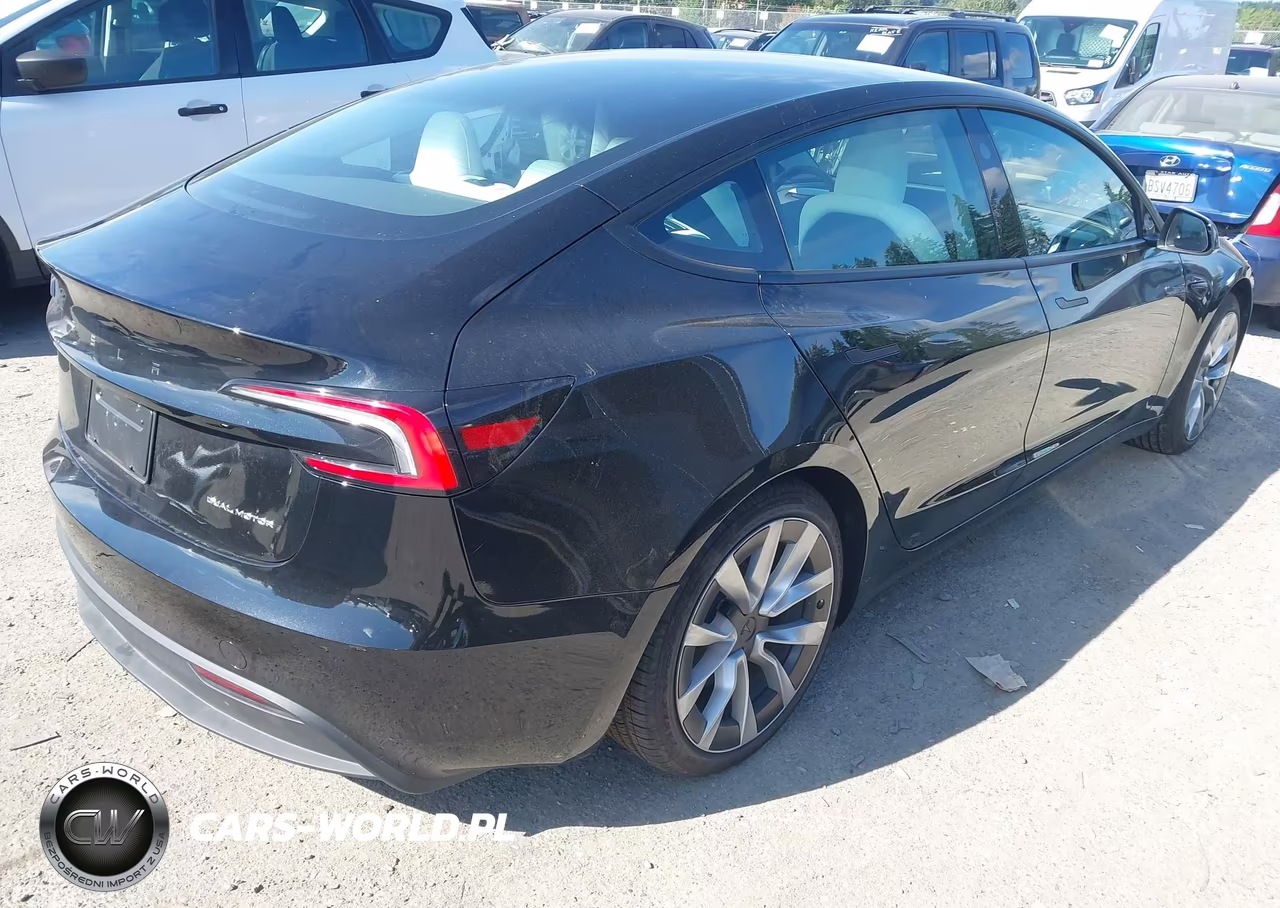 2025 Tesla Model 3 Long Range All-Wheel Drive VIN:5YJ3E1EB6SF081993 - 4