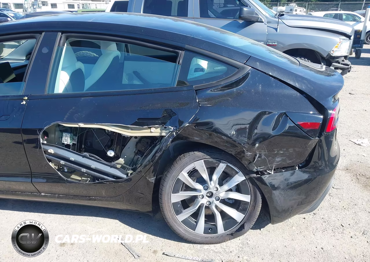 2025 Tesla Model 3 Long Range All-Wheel Drive VIN:5YJ3E1EB6SF081993 - 6