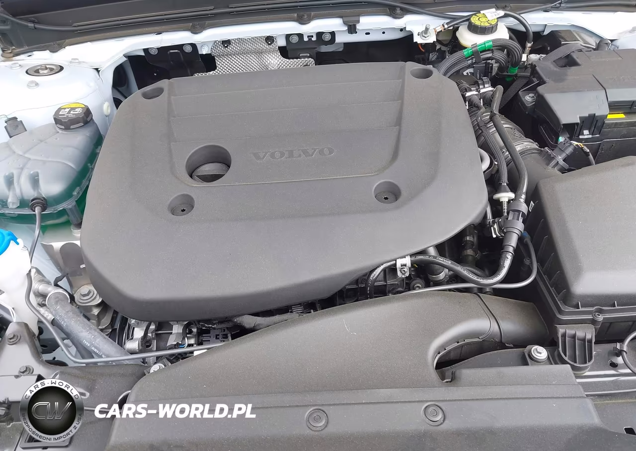 2026 Volvo Xc40 Plus, B5 Awd Gas (Mild Hybrid), Dark VIN:YV4L12UC2T2782463 - 10
