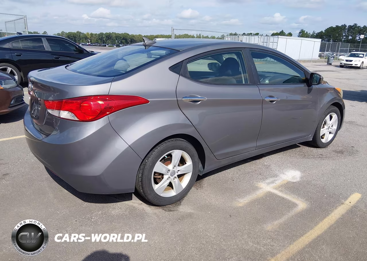 2012 Hyundai Elantra Gls VIN:5NPDH4AE7CH100020 - 4